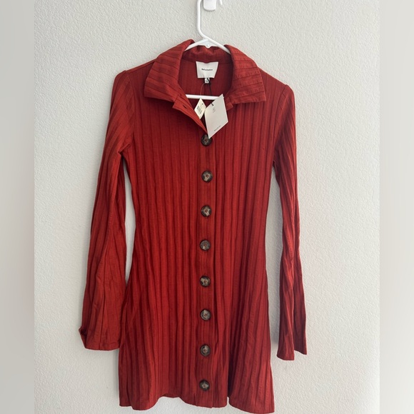 NWT! Reformation Benton Ribbed Button-Front Sweater Mini Dress 🟤 - Picture 8 of 10